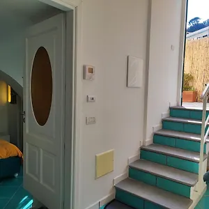  Appartamento Small Wonder Tiny Town House Italia
